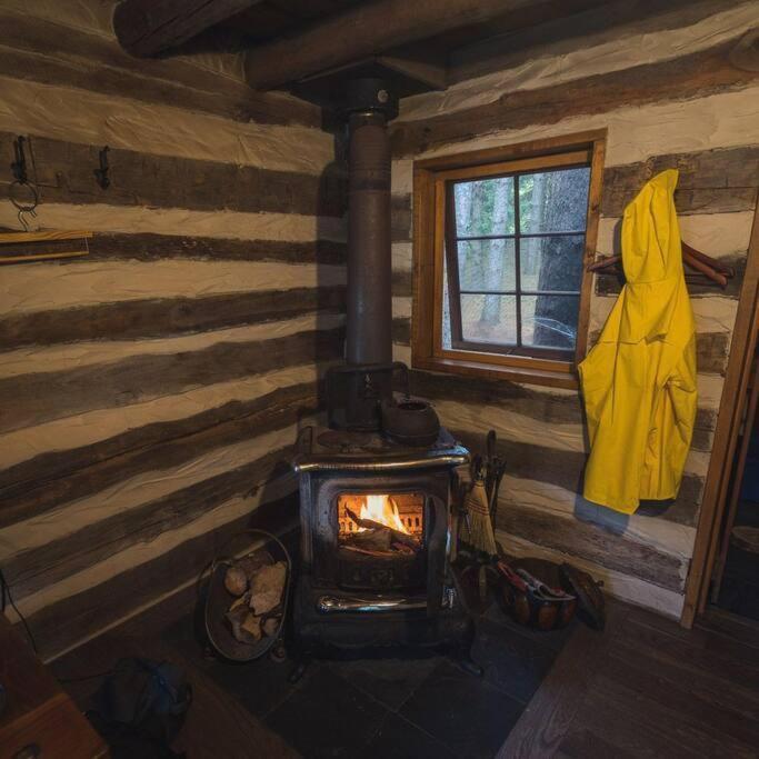 A Rustic Cabin In The Woods 오렌지빌 외부 사진